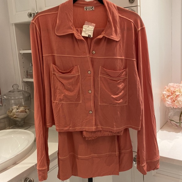 NWT Free People two piece kit - Picture 2 of 9